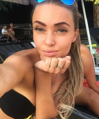 Анкета проститутки Вера - город Кардоновка, 22 года, №9195